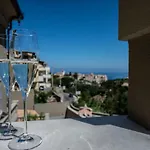 Sui Generis Luxury Hotel *