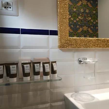 Hotel Sui Generis Luxury