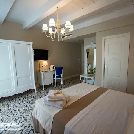 Hotel Sui Generis Luxury *