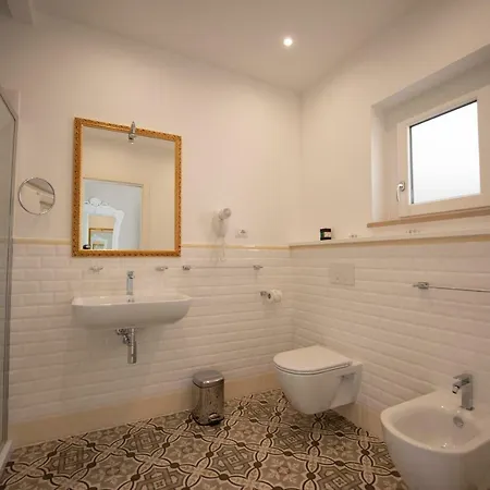 Hotel Sui Generis Luxury
