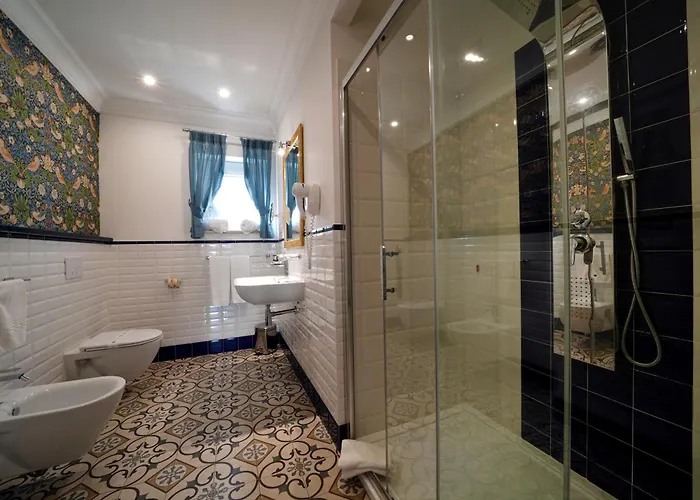 Sui Generis Luxury * Tropea