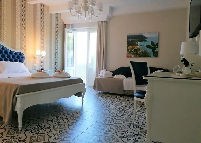 Sui Generis Luxury *