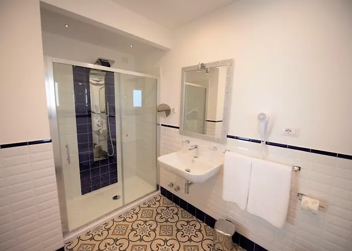 Sui Generis Luxury Resort *