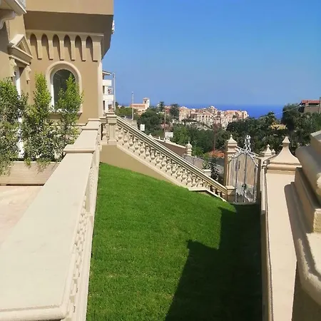 Sui Generis Luxury * Tropea