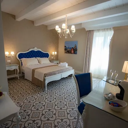 Sui Generis Luxury Resort