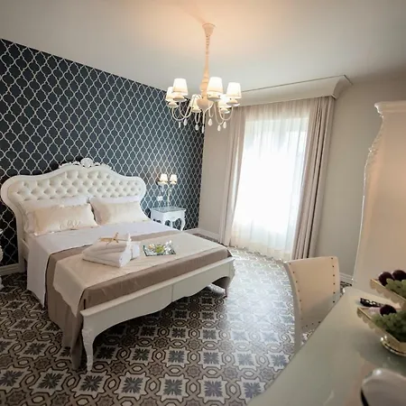 Sui Generis Luxury Tropea